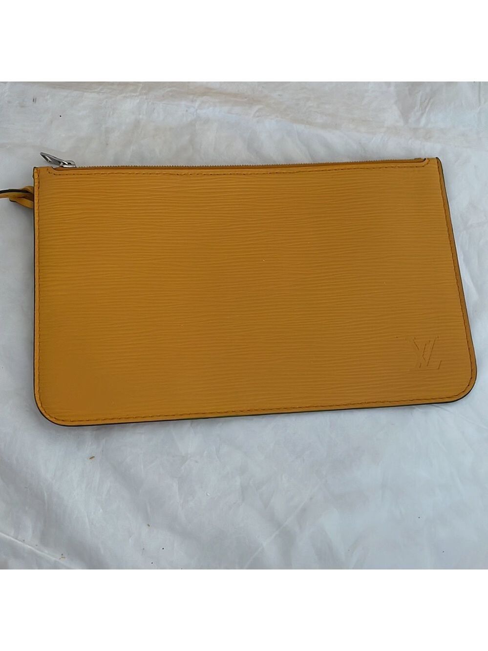 Louis Vuitton Epi Leather Neverfull MM - Picture 11 of 16